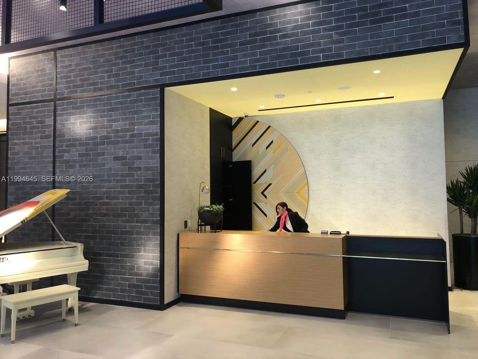 3401 MIDTOWN CONDO - Residential