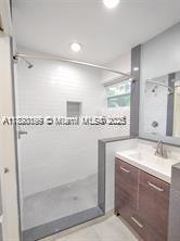 N MIAMI ESTATES - Residential Lease
