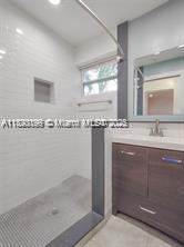N MIAMI ESTATES - Residential Lease