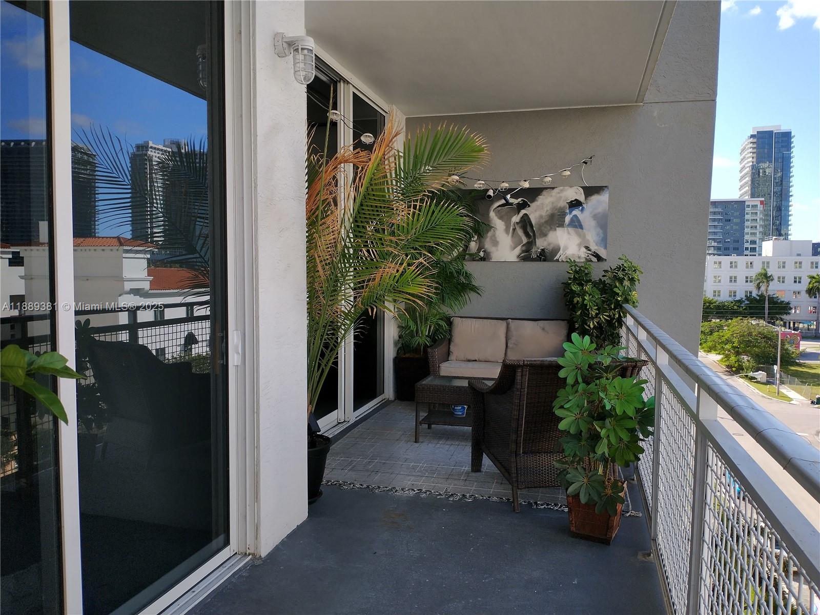 THE YORKER CONDO - Residential