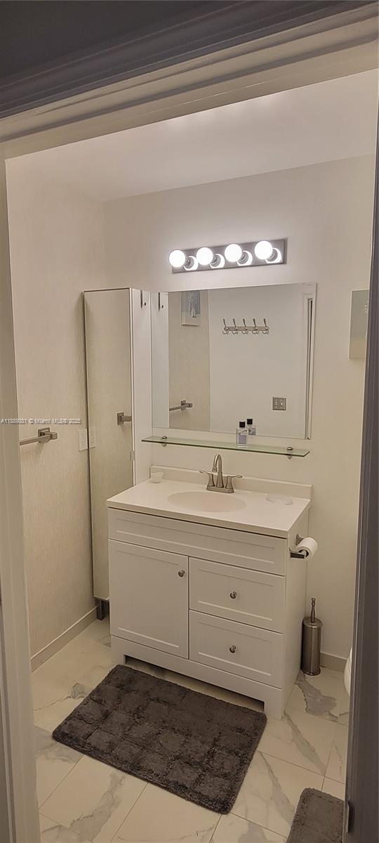 THE YORKER CONDO - Residential