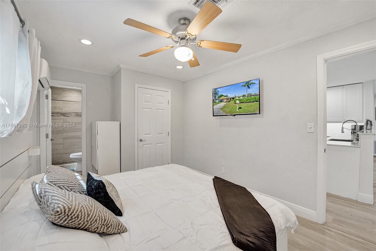 AVON HEIGHTS - Residential