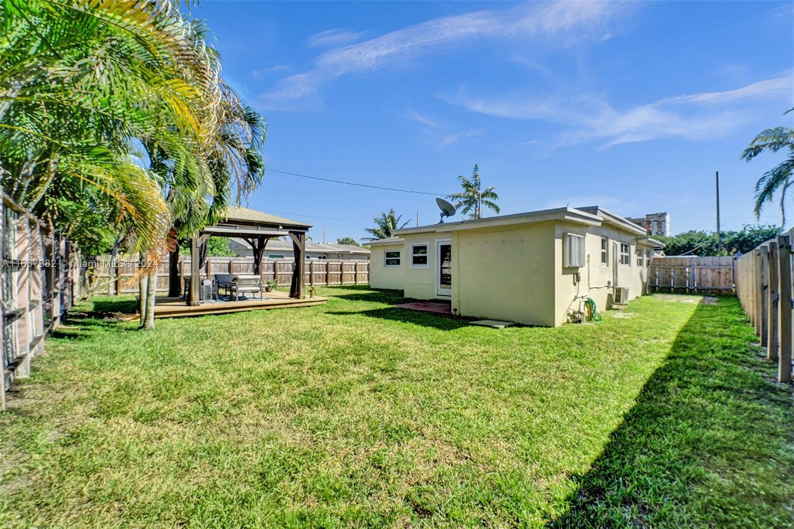 AVON HEIGHTS - Residential