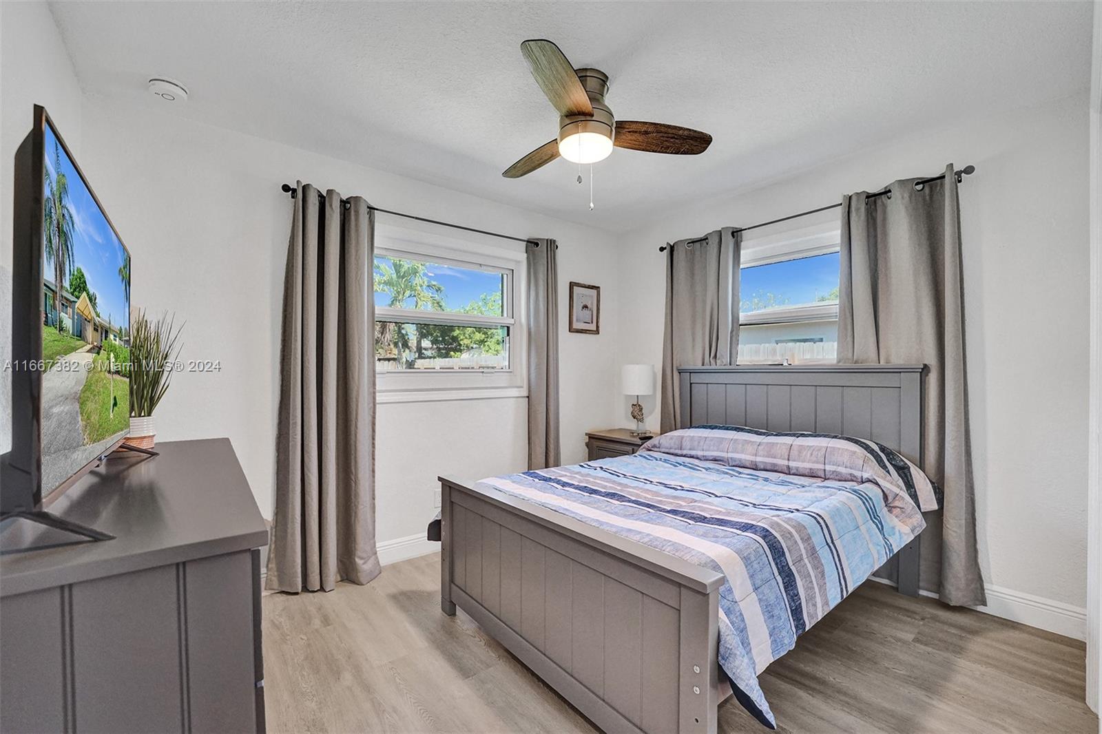 AVON HEIGHTS - Residential