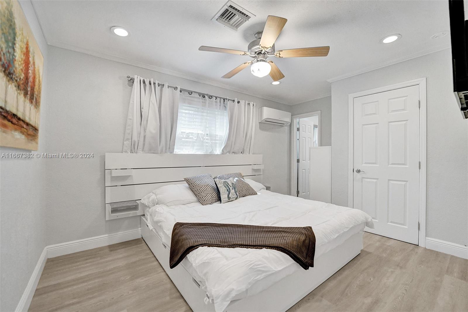 AVON HEIGHTS - Residential