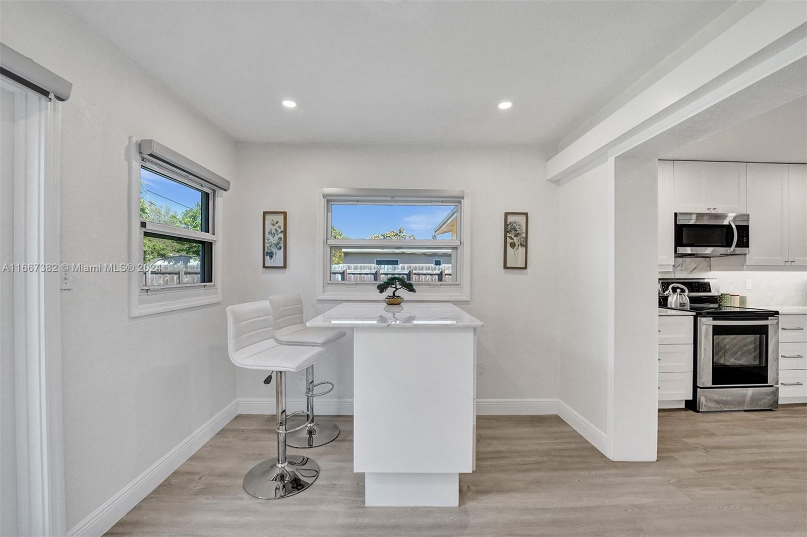 AVON HEIGHTS - Residential
