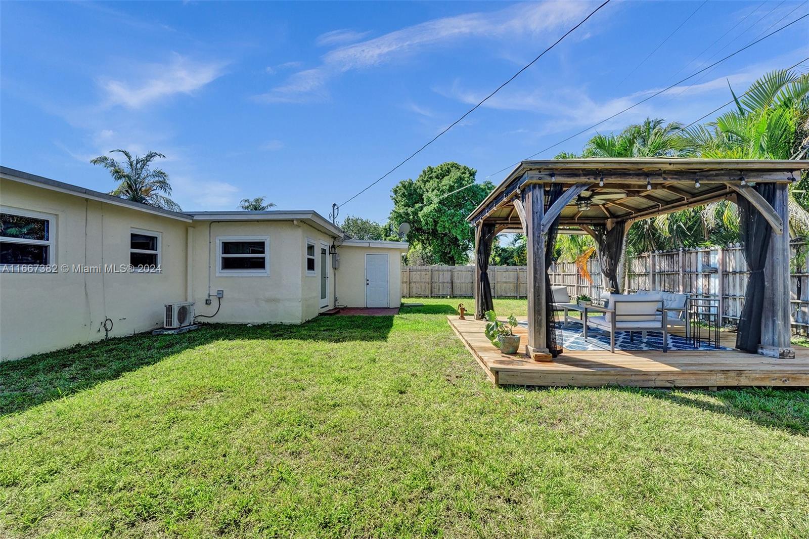AVON HEIGHTS - Residential