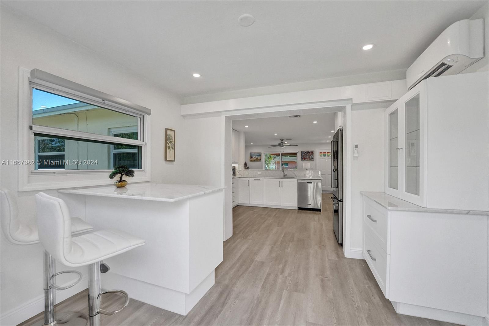 AVON HEIGHTS - Residential