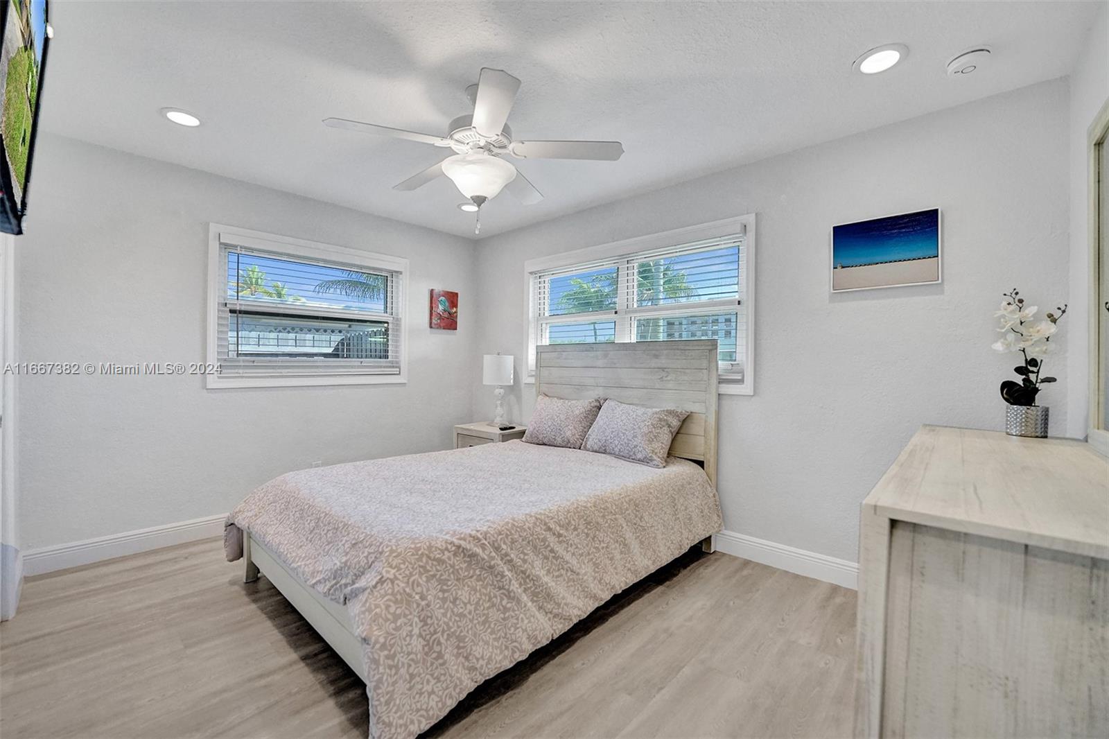 AVON HEIGHTS - Residential