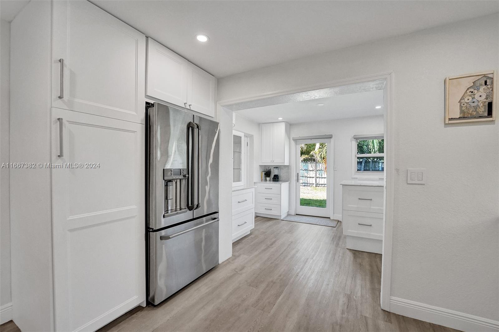 AVON HEIGHTS - Residential