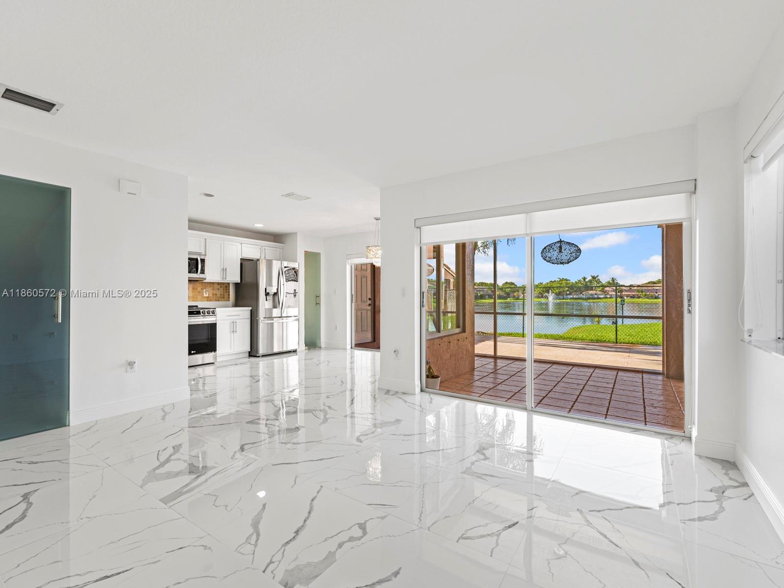 LAGO MAR 1ST ADDN - Residential