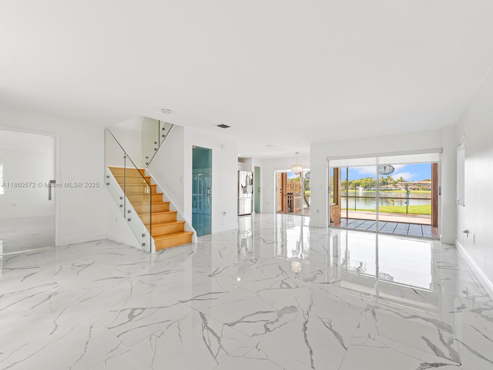 LAGO MAR 1ST ADDN - Residential