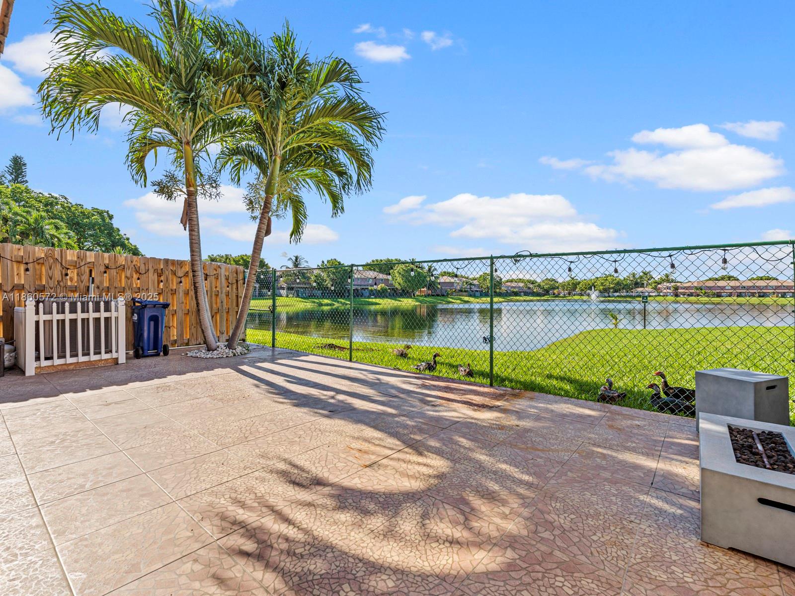 LAGO MAR 1ST ADDN - Residential