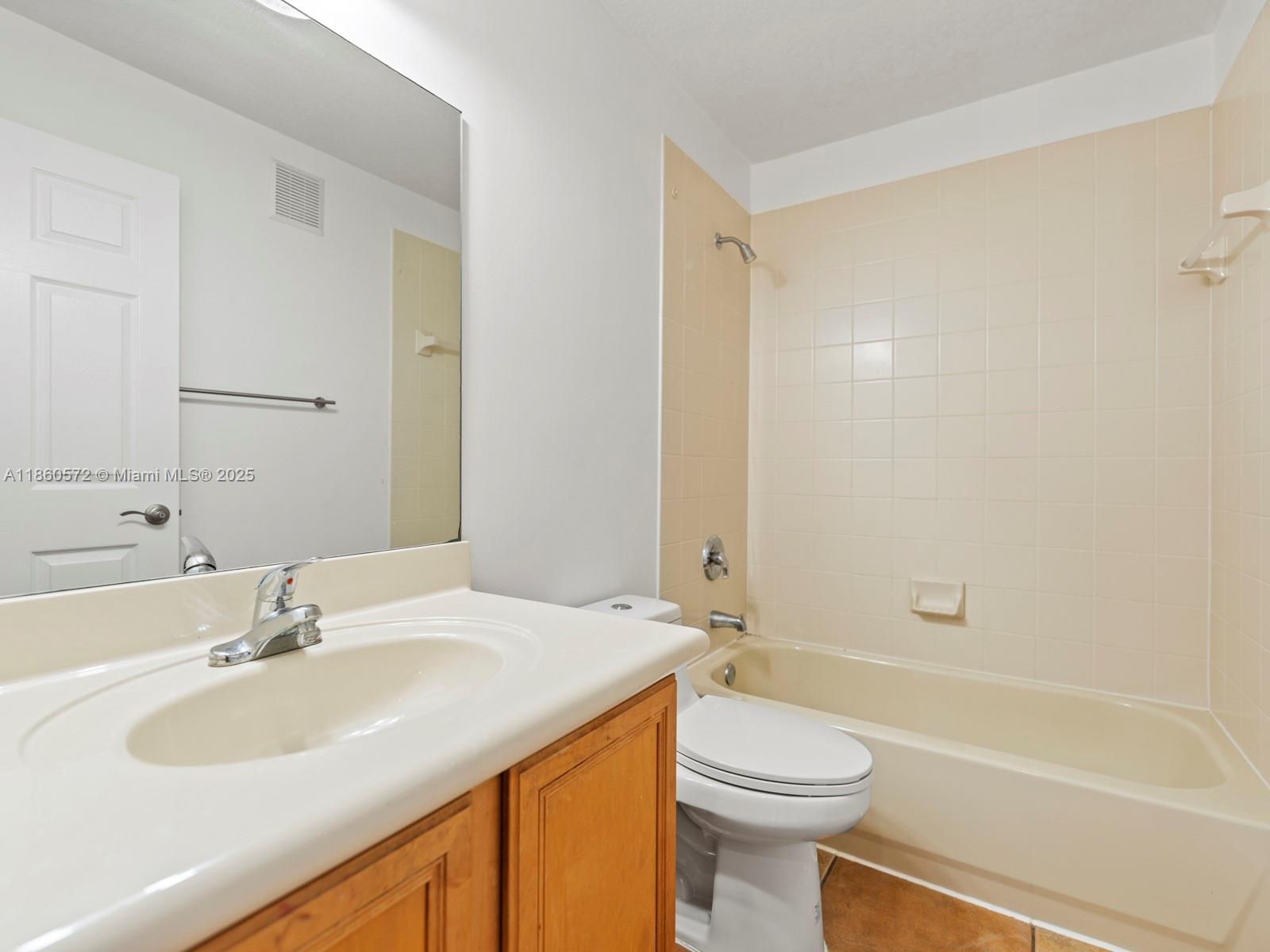 LAGO MAR 1ST ADDN - Residential
