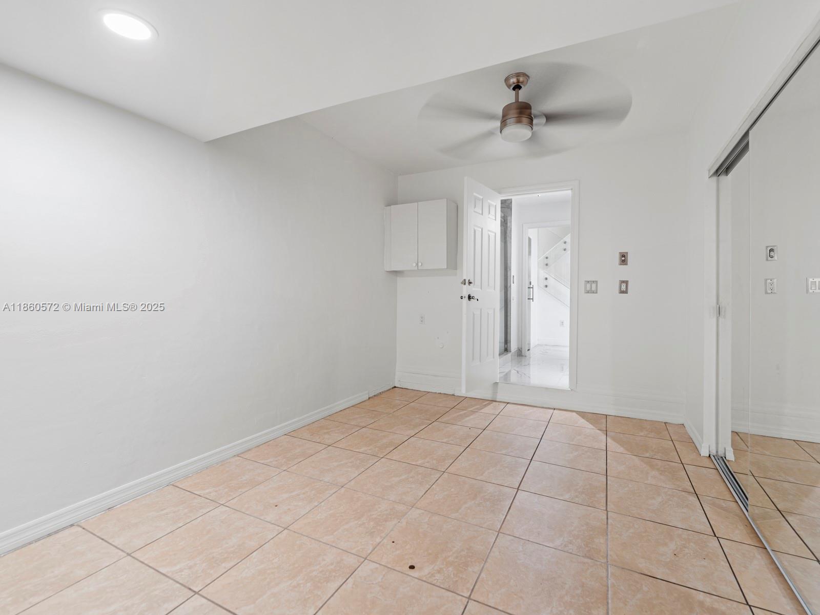 LAGO MAR 1ST ADDN - Residential