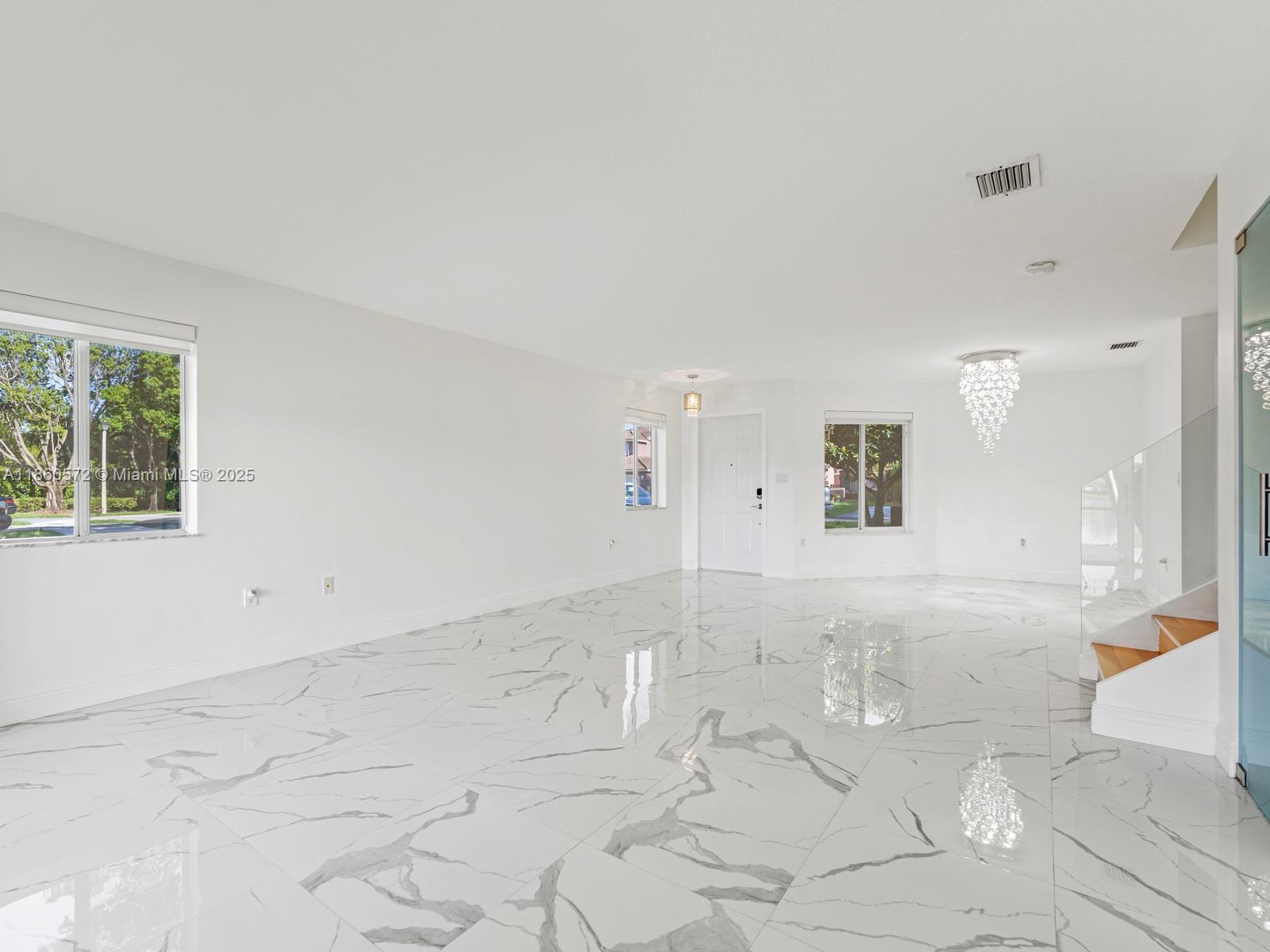LAGO MAR 1ST ADDN - Residential