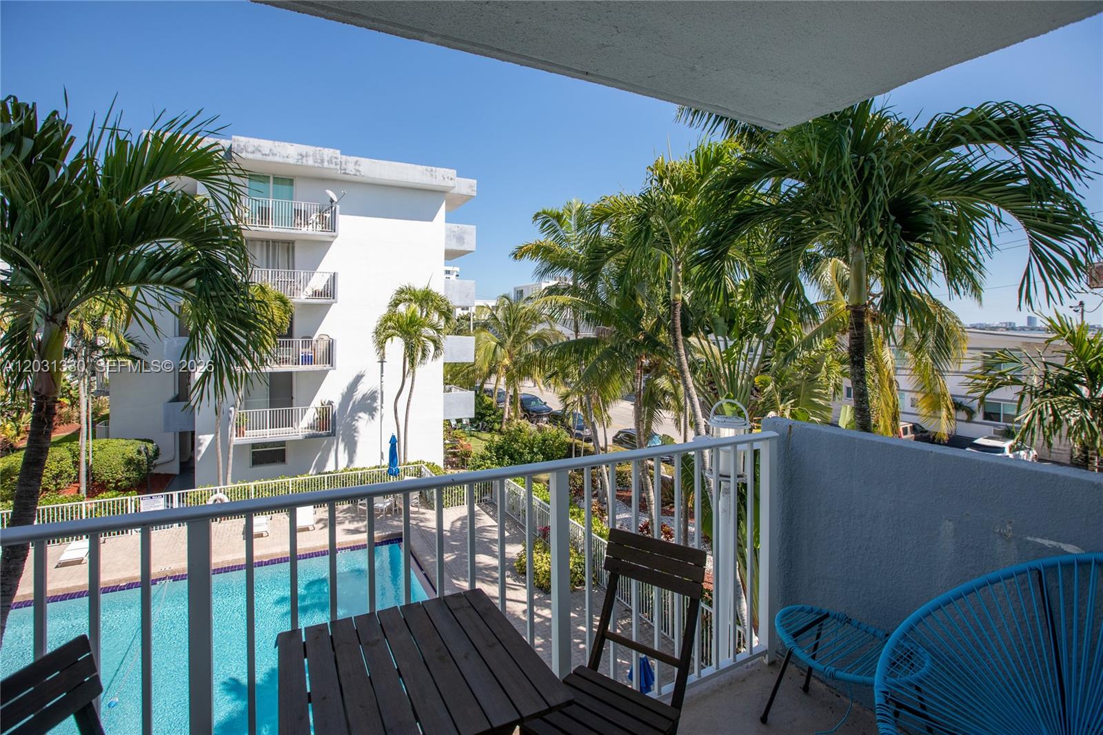 1801 S Treasure Dr 321