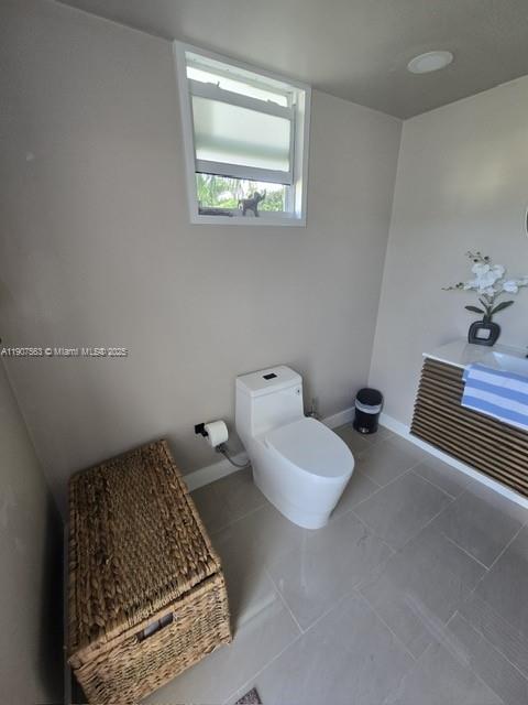 COUNTRY LAKE MANOR SEC 2 - Residential Lease