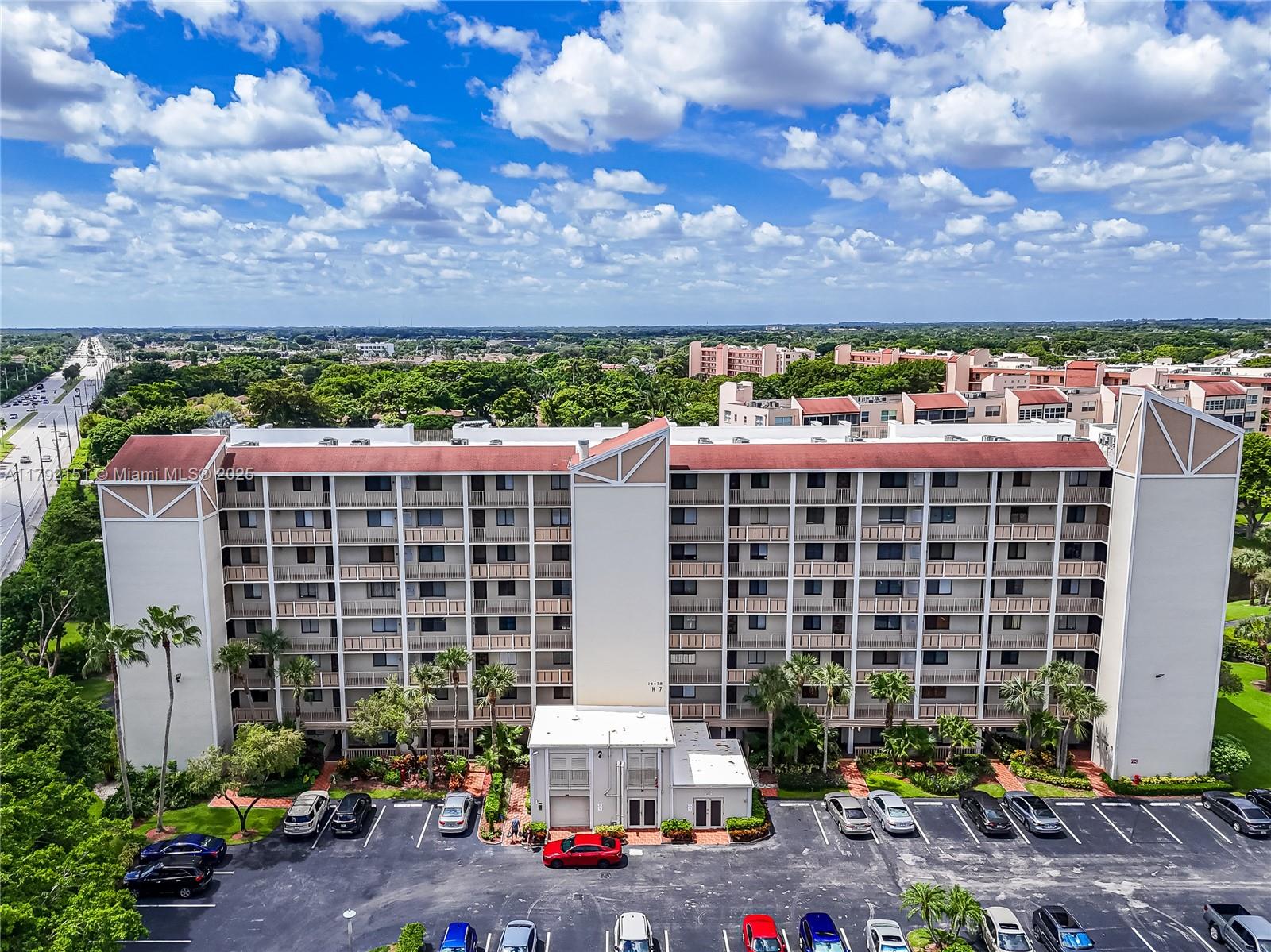 HUNTINGTON LAKES SEC ONE - Residential