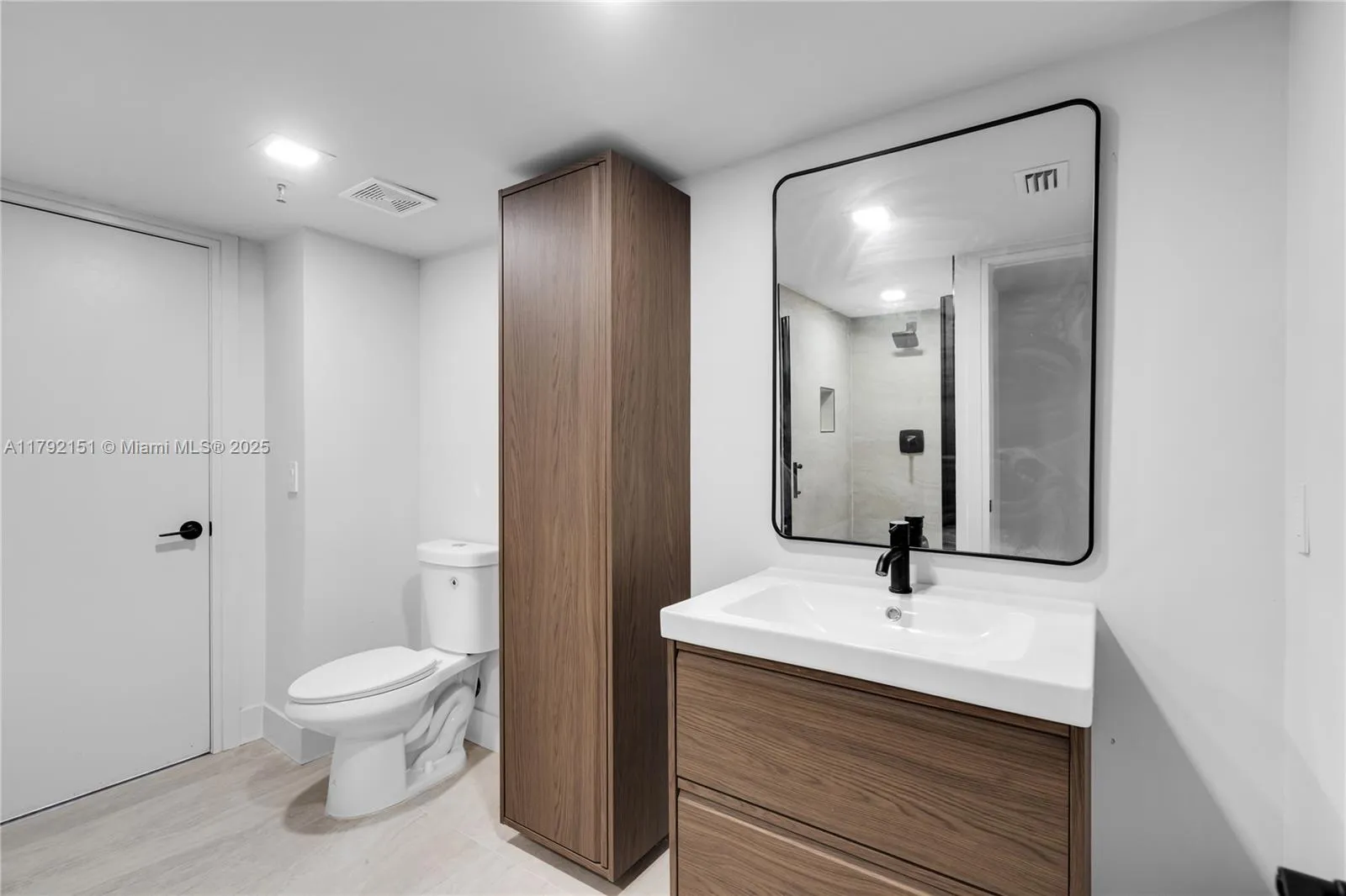 Delray Beach, Florida 33446, United States, 2 Bedrooms Bedrooms, ,2 BathroomsBathrooms,Residential,Active,118052