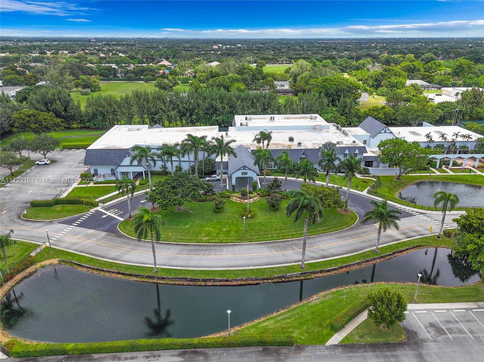 HUNTINGTON LAKES SEC ONE - Residential