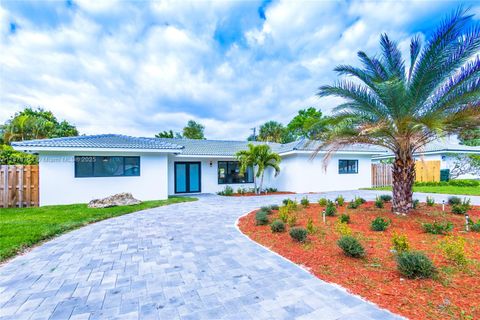 Photo of 1001 NW 6th Dr, Boca Raton, FL 33486 (MLS # A11878764)