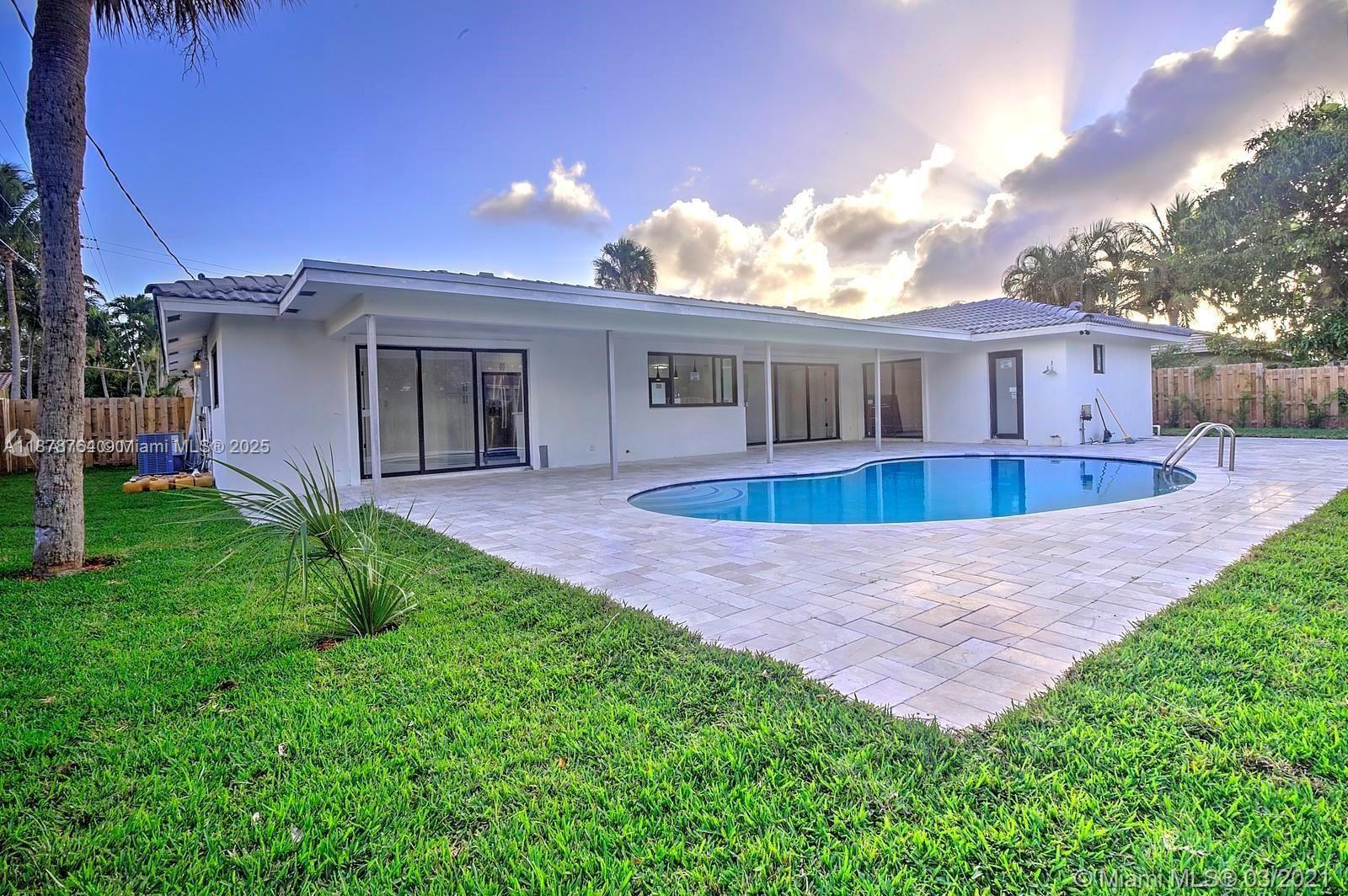 LAKE FLORESTA PARK - Residential