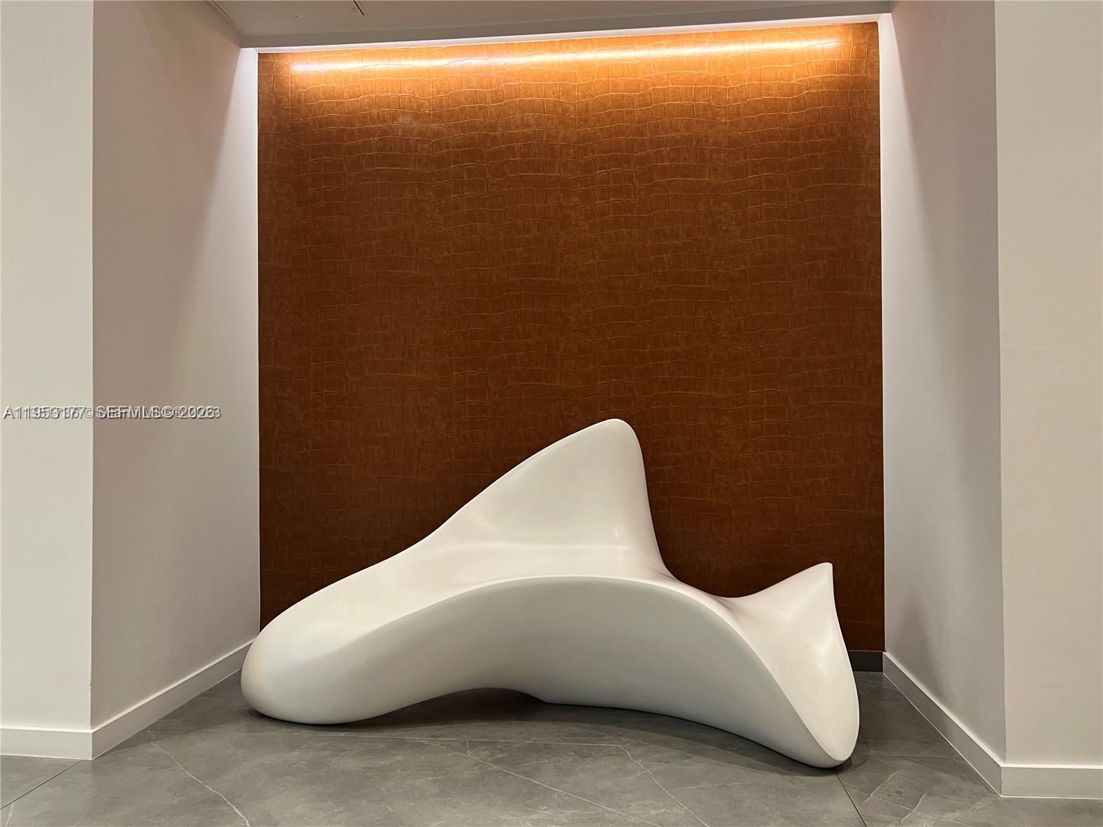 WIND CONDO - Residential