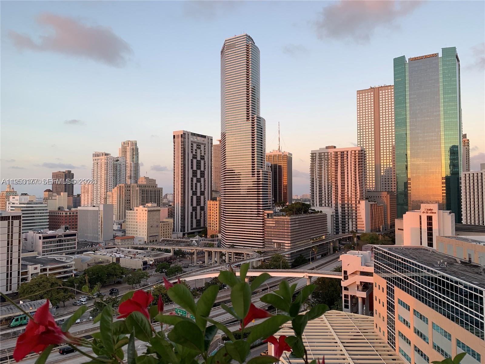 WIND CONDO - Residential