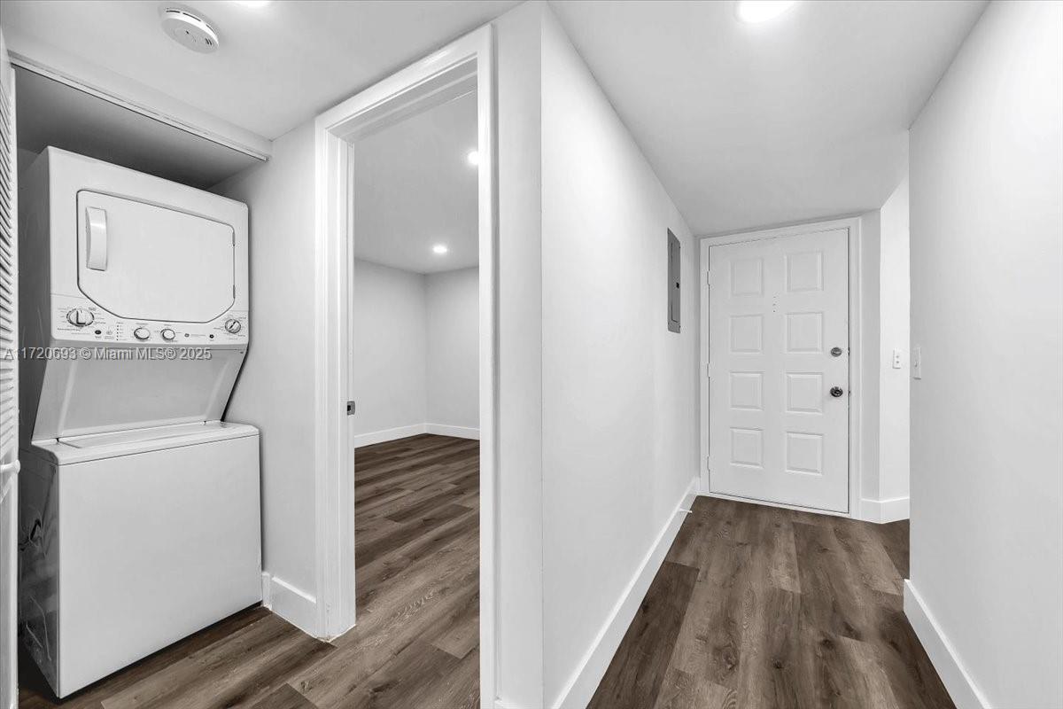 CAMBRIDGE AT CENTURY VILL - Residential
