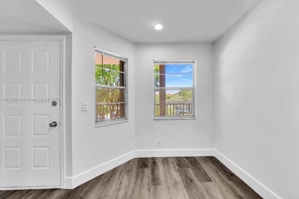 CAMBRIDGE AT CENTURY VILL - Residential