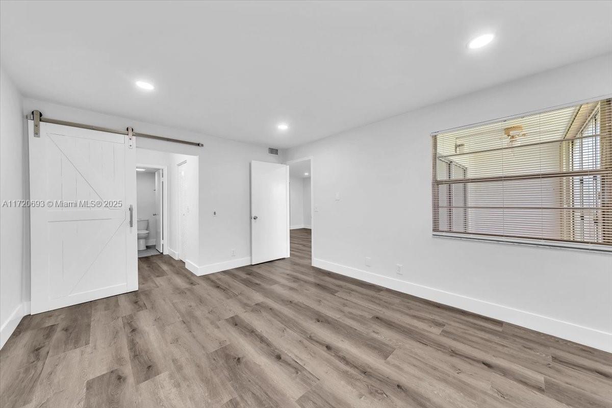 CAMBRIDGE AT CENTURY VILL - Residential