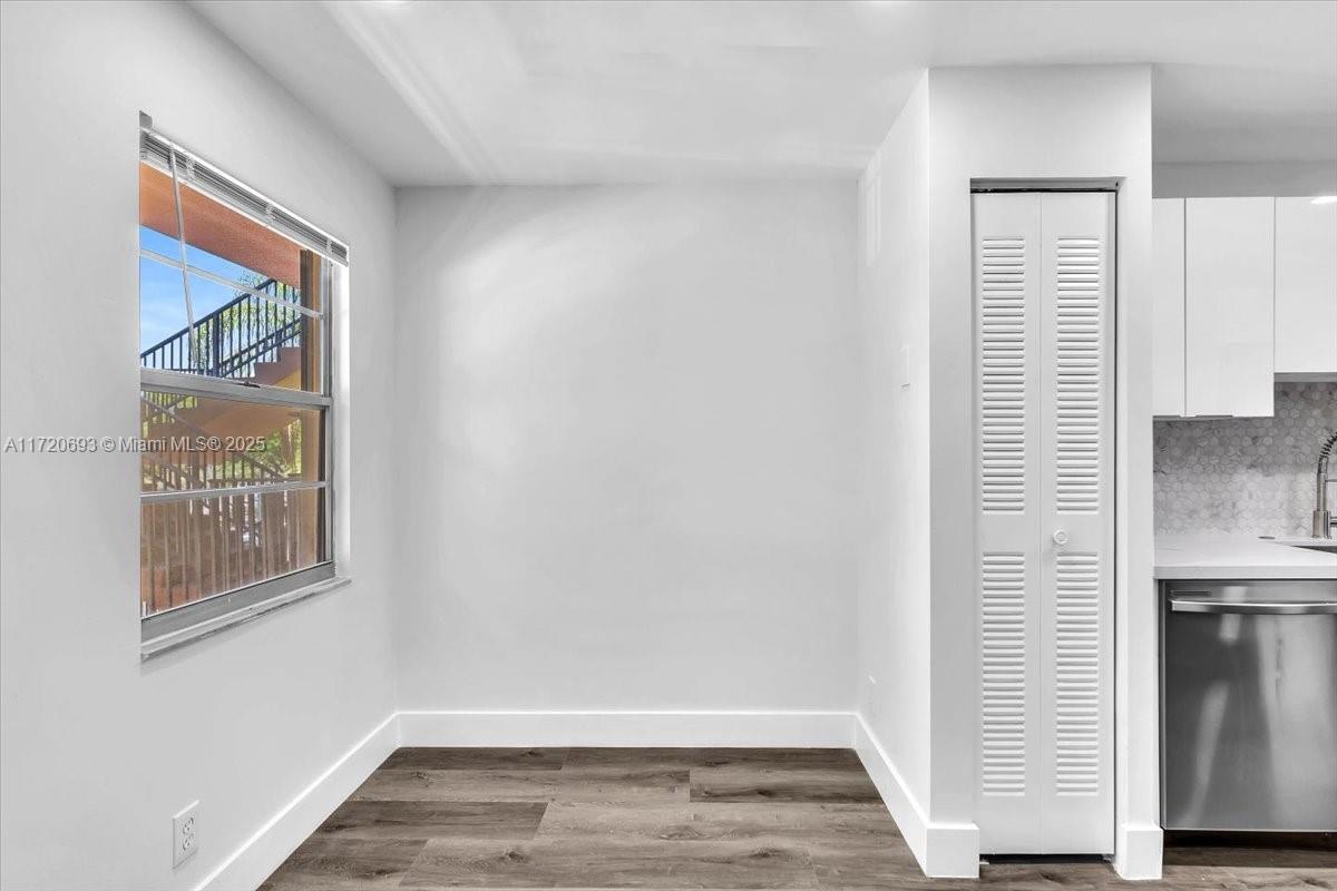CAMBRIDGE AT CENTURY VILL - Residential