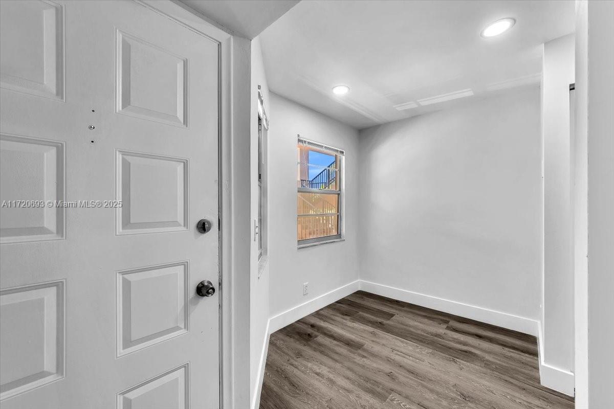 CAMBRIDGE AT CENTURY VILL - Residential