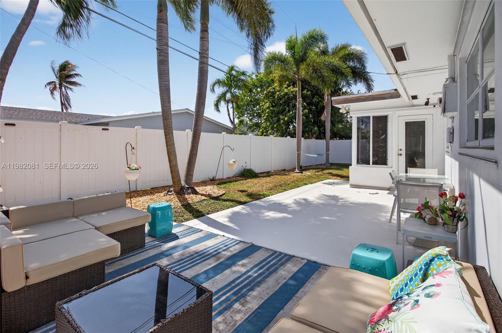 IMPERIAL POINT 3RD SEC - Residential