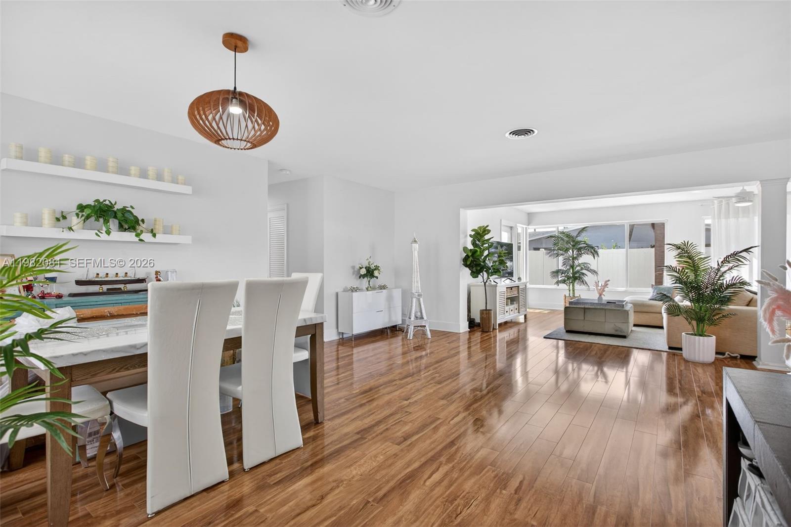 IMPERIAL POINT 3RD SEC - Residential