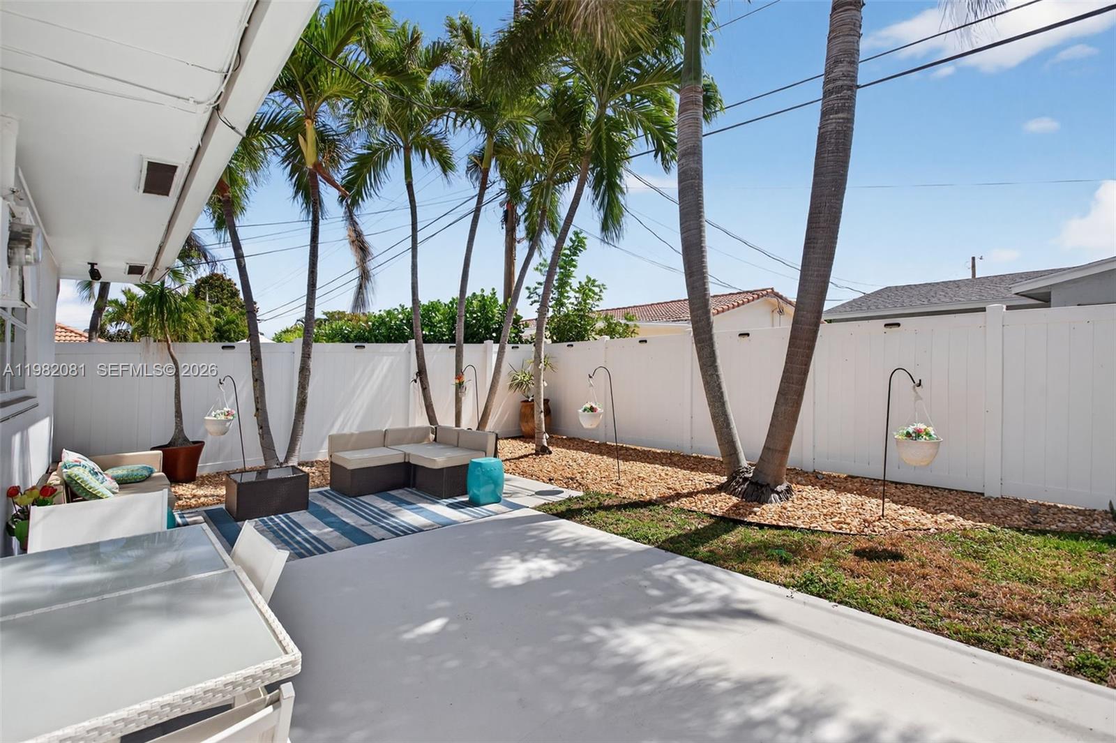 IMPERIAL POINT 3RD SEC - Residential