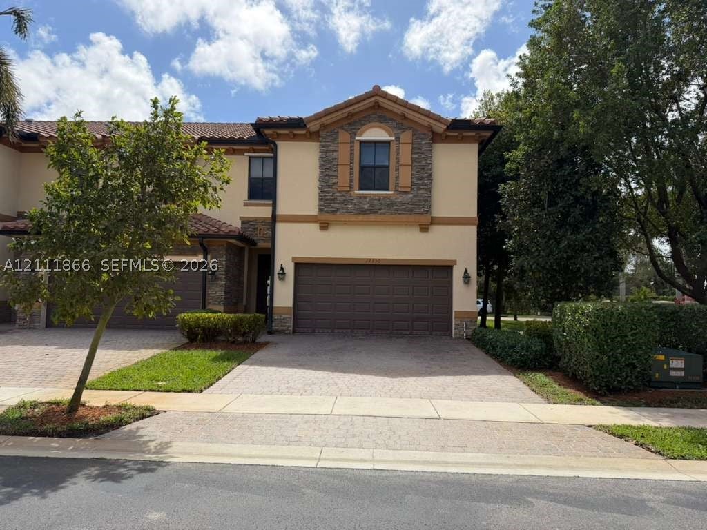 12350 S Village Cir