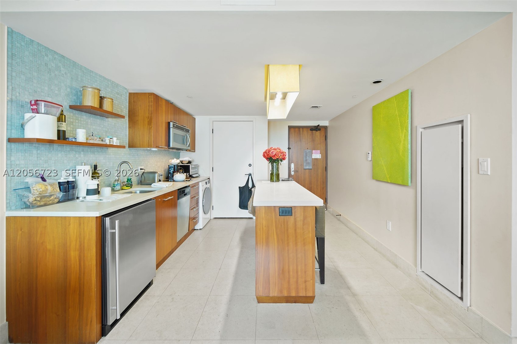 6801 Collins Ave 1015