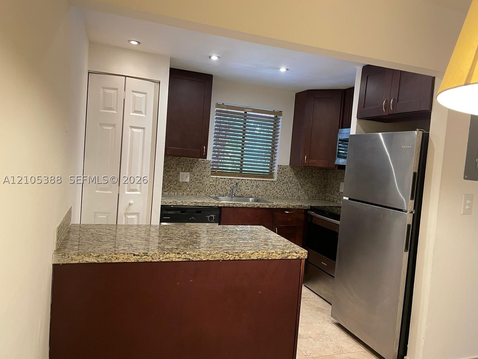 6900 SW 39th St 312K