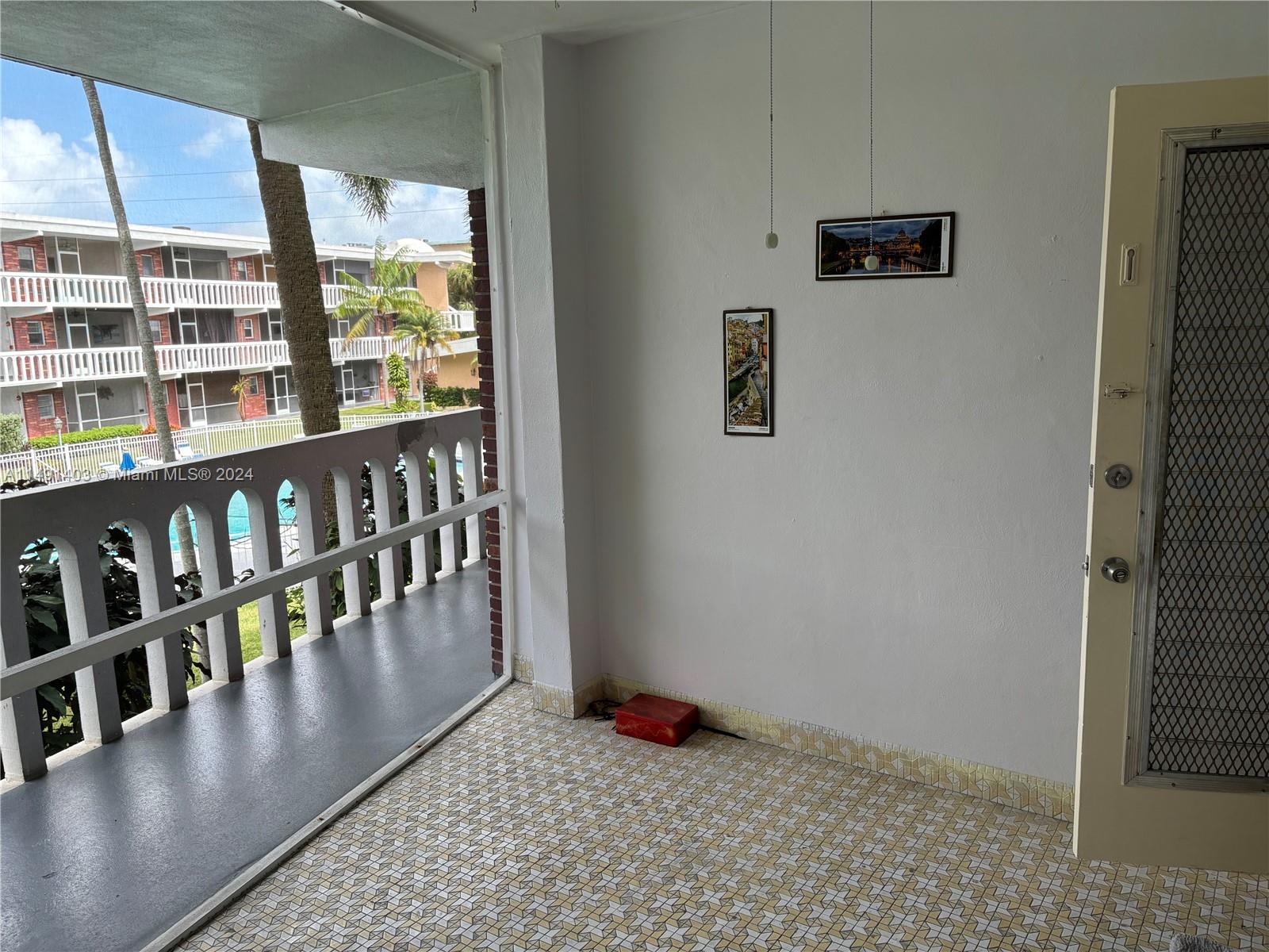 ELDORADO PLAZA EAST CONDO - Residential