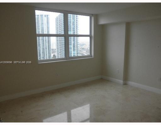 31 SE 5th St 2807