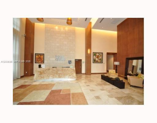 31 SE 5th St 2807