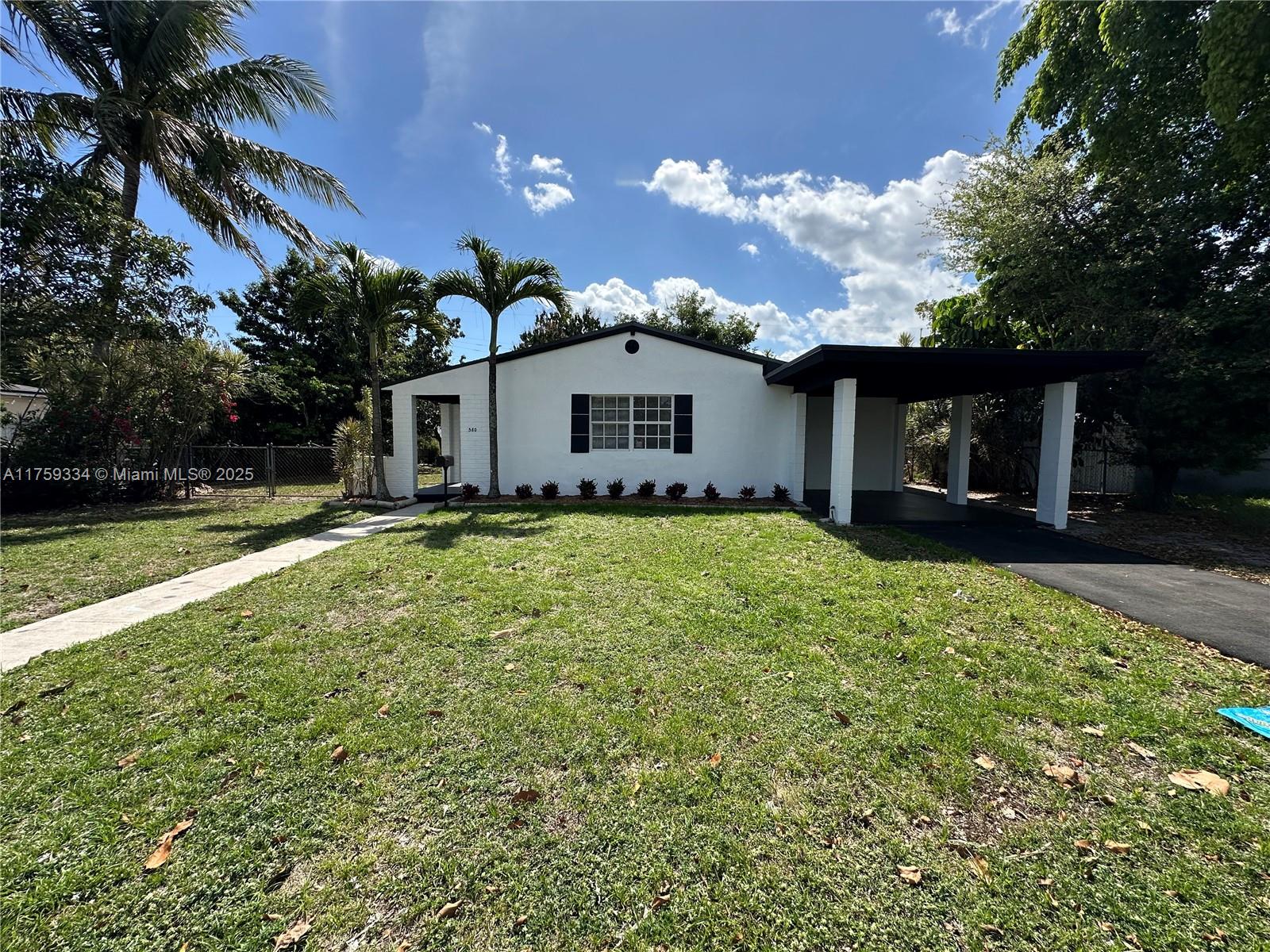 Property for Sale at 580 Nw 194th Ter, Miami Gardens, Broward County, Florida - Bedrooms: 3 
Bathrooms: 1  - $475,000