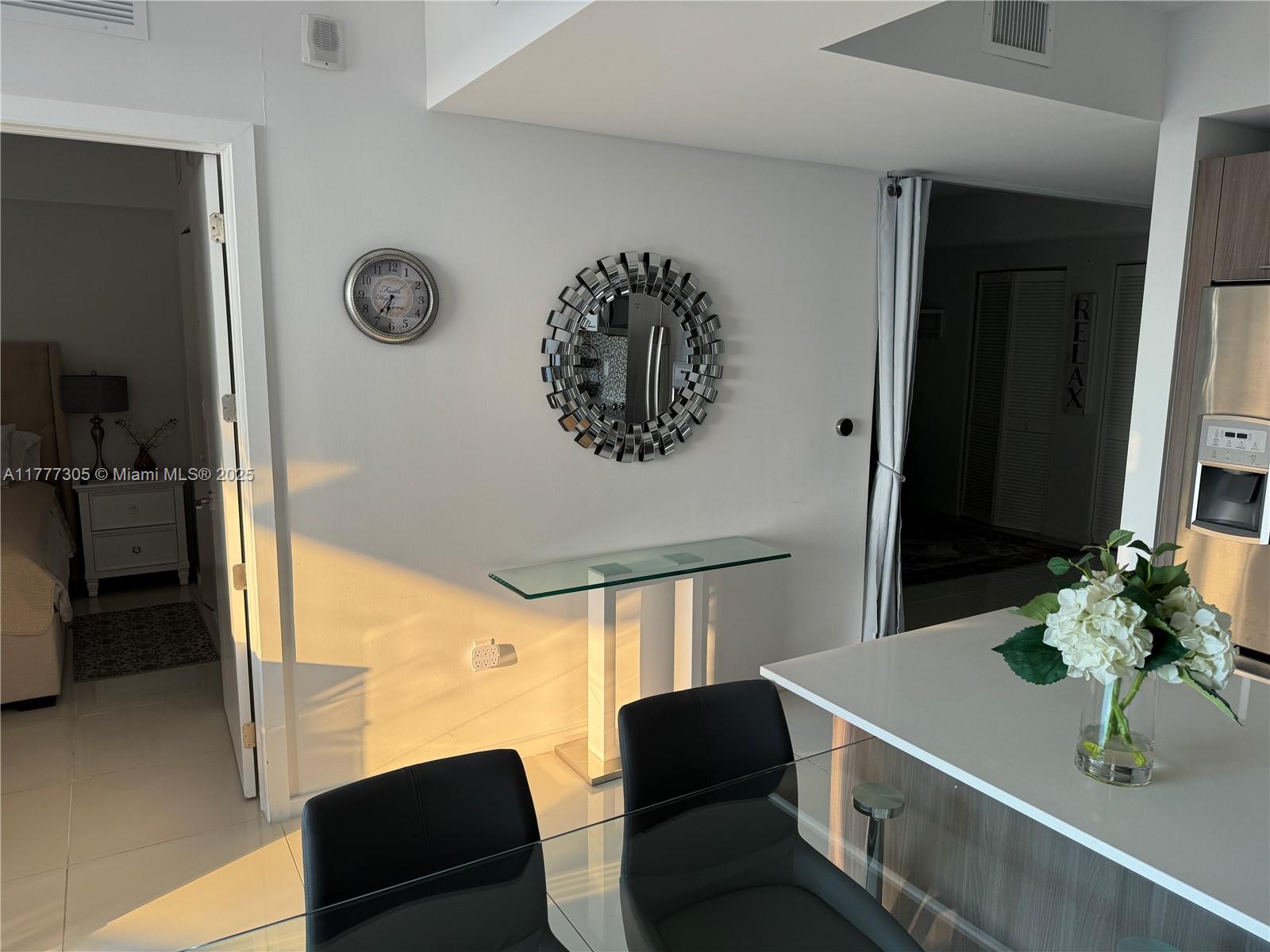 5252 PASEO CONDO - Residential