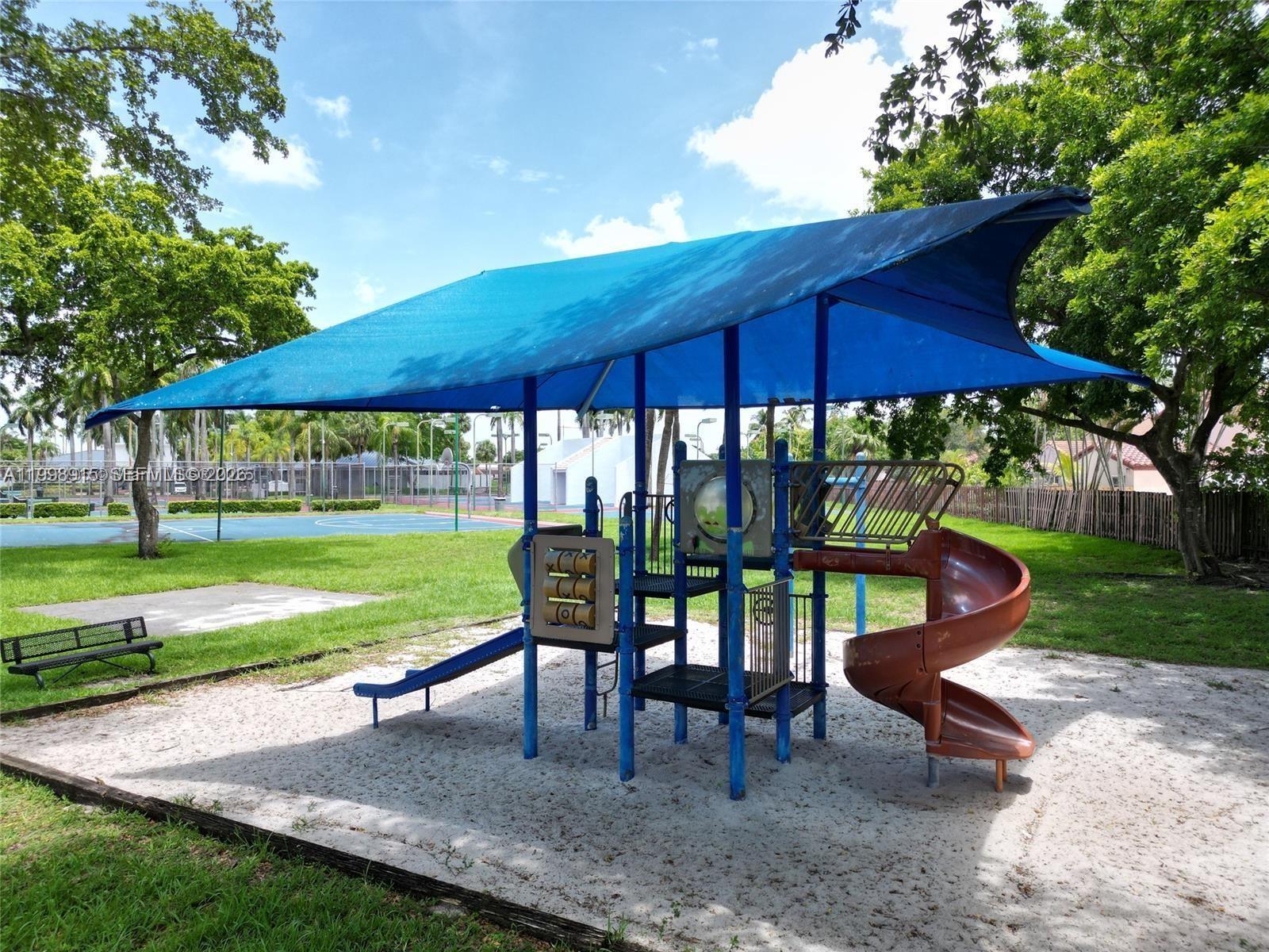 VILLA HOMES AT THE MOORS - Residential