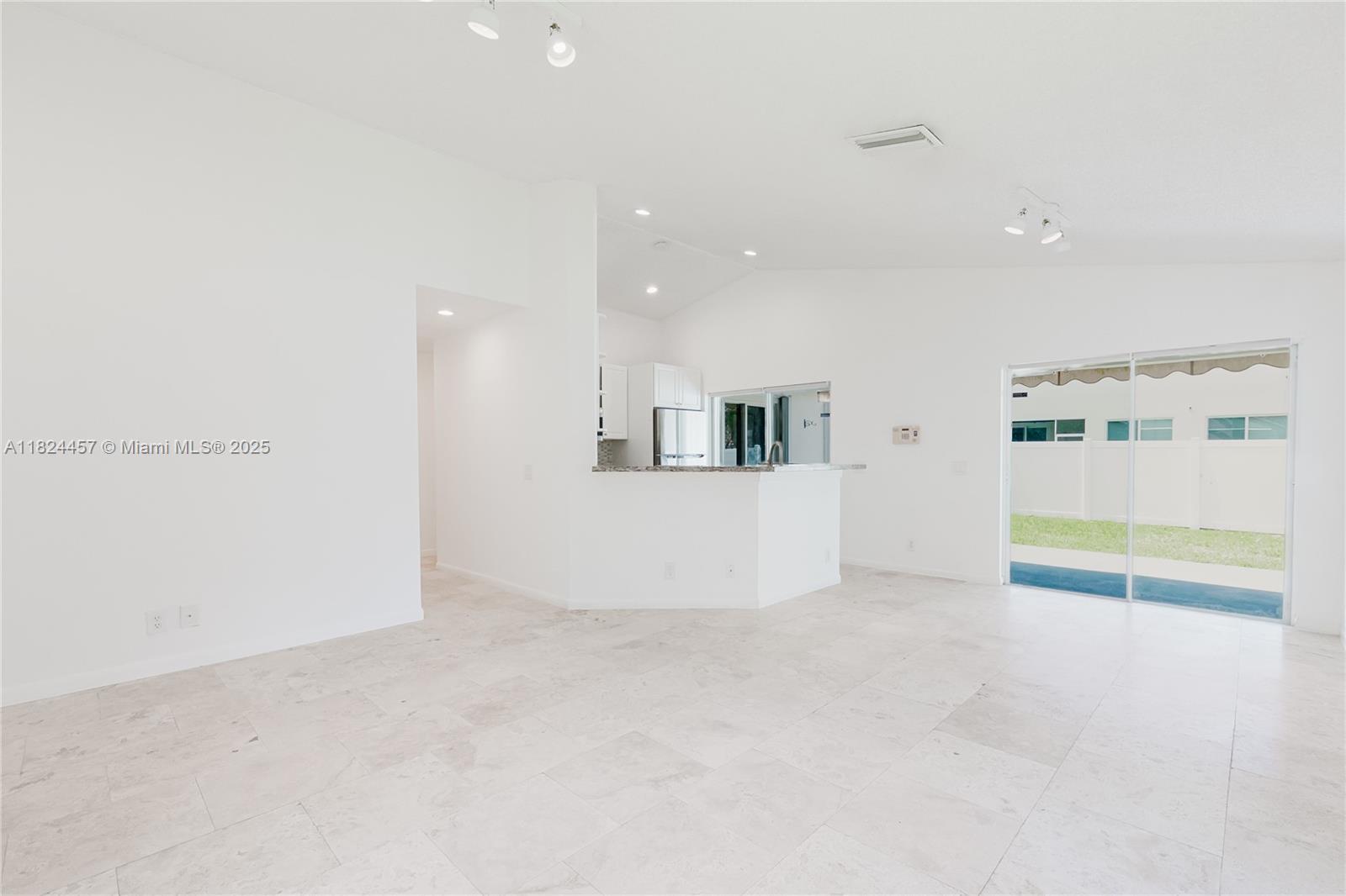 922 Falling Water Rd