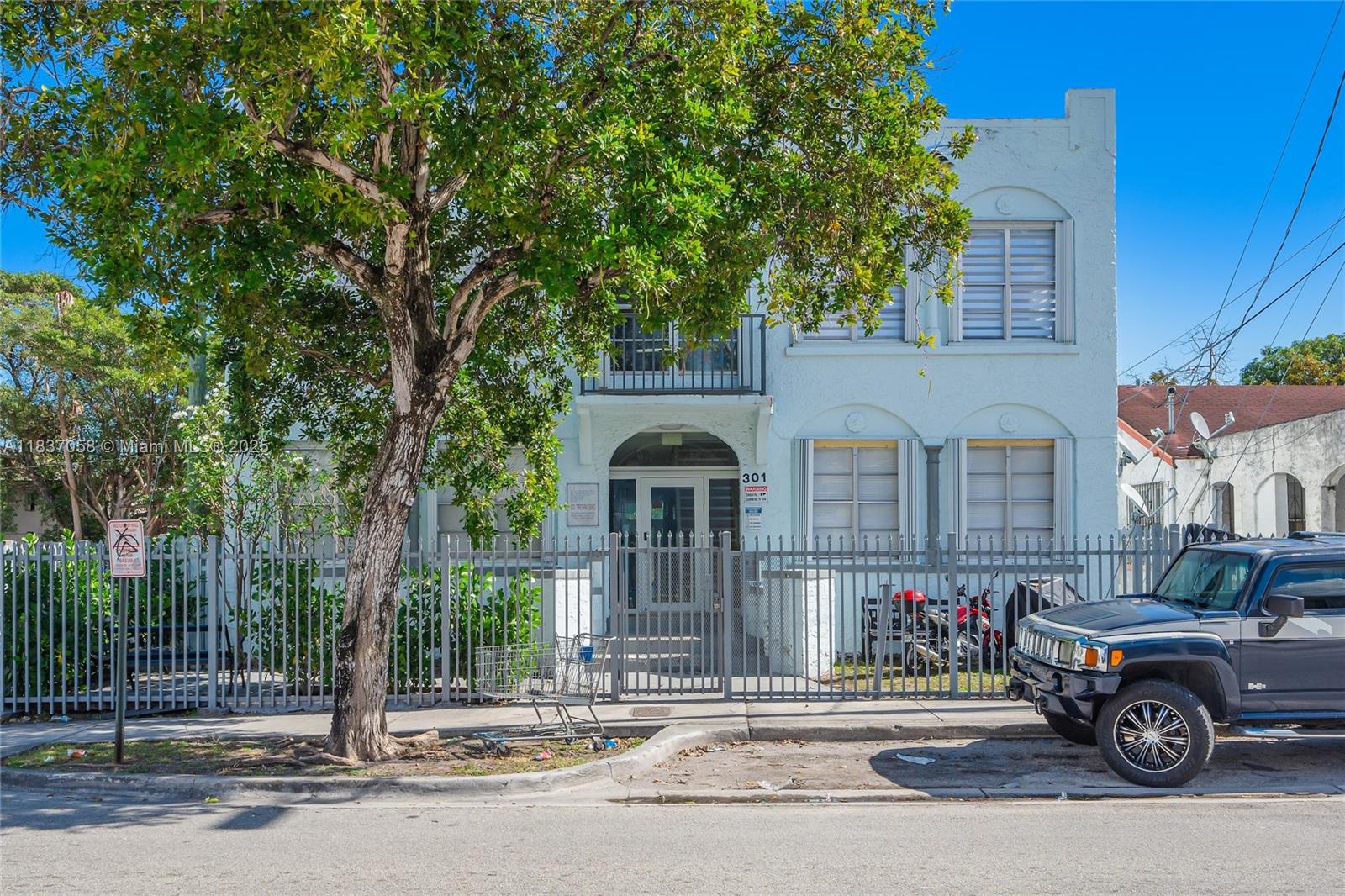 MOVE-IN READY! FRESHLY REMODELED UNIT IN LITTLE HAVANA! This beautiful unit features stainless steel appliances, including a stove/oven, refrigerator, and microwave, wood laminate floors, central AC, common laundry room on-site. Located in a great neighborhood, just blocks away from Brickell and Downtown, this unit won't last long! The tenant pays for FPL, while the landlord covers water, sewer, trash. Move-in requires 3 months' rent (2 security deposits and the first month). Applicants must have a minimum 620 credit score, pass a background and credit check, and have a monthly income of at least 3x the rent. There is no parking included, but nearby parking lots are available within walking distance, and street parking is easy to find. Don't miss out on this fantastic opportunity!