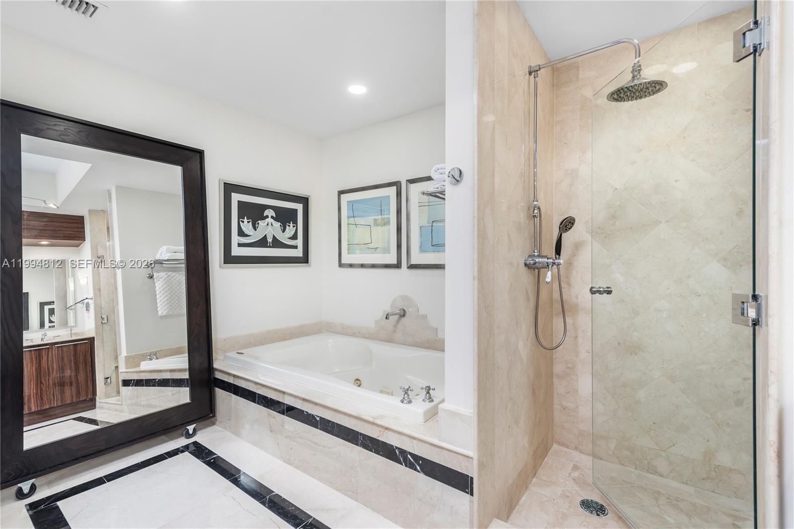 CONTINUUM ON SOUTH BEACH - Residential Lease