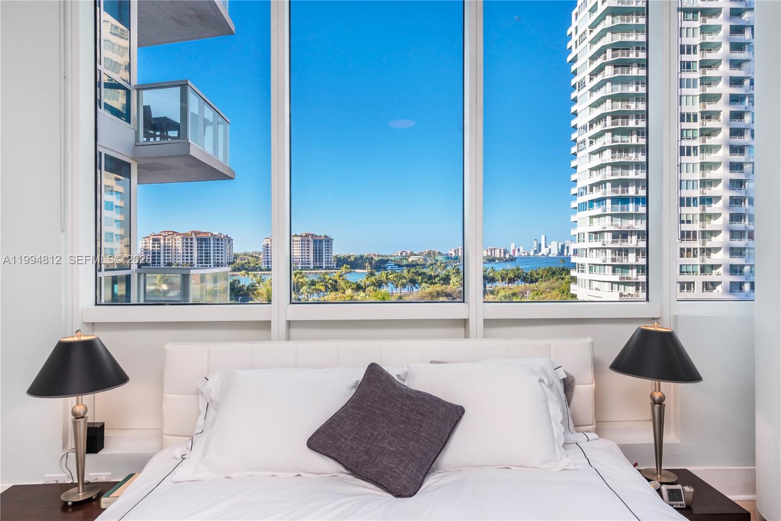 CONTINUUM ON SOUTH BEACH - Residential Lease
